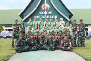 Letkol Inf Aji Satrio, S.E., M.Si Lasksanakan Tradisi Pindah Satuan.
