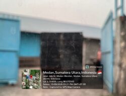 GAWAT! Dugaan Pembuangan Limbah Kotoran Sotong Berbau Menyengat Menggunakan Pikap Tertutup Tersorot di Medan Marelan