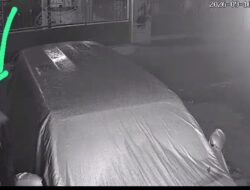 Maling Spion Gentayangan di Percut Sei Tuan, Mobil Owner Koran M24 Jadi Sasaran Aksi Terekam CCTV